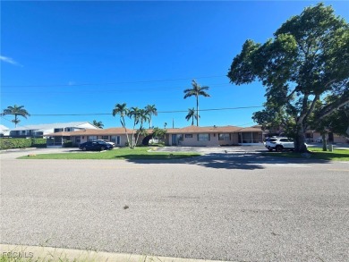 Beach Lot For Sale in Cape Coral, Florida