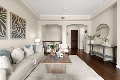 Beach Condo For Sale in Costa Mesa, California