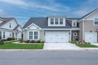 Beach Townhome/Townhouse For Sale in Chesapeake, Virginia