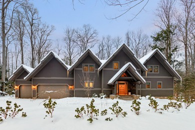 Beach Home Sale Pending in Muskegon, Michigan