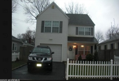 Beach Home Sale Pending in Middletown, New Jersey