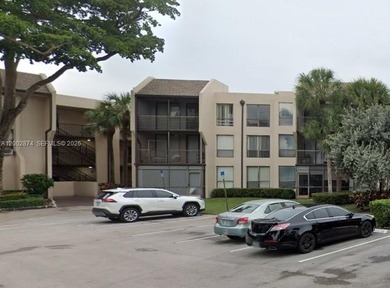 Beach Condo For Sale in Tamarac, Florida