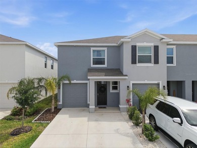 Beach Townhome/Townhouse For Sale in Apollo Beach, Florida