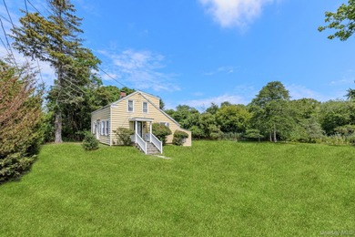 Beach Home For Sale in Southampton, New York