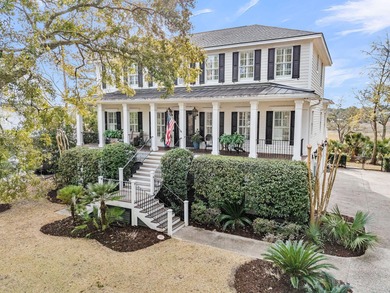 Beach Home For Sale in Mount Pleasant, South Carolina