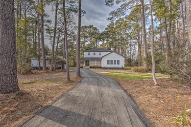 Beach Home For Sale in Pawleys Island, South Carolina
