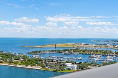 Beach Condo For Sale in St. Petersburg, Florida