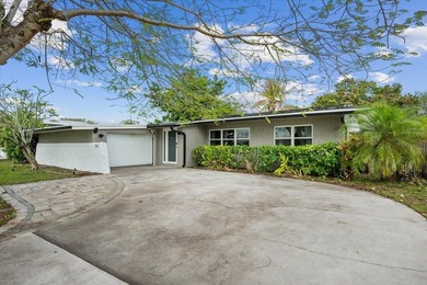 Beach Home For Sale in Royal Palm Beach, Florida