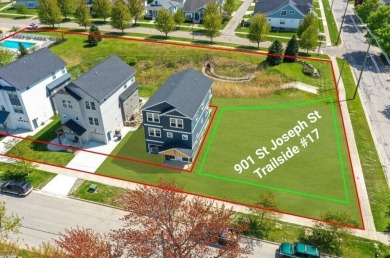 Beach Lot Active Under Contract in South Haven, Michigan