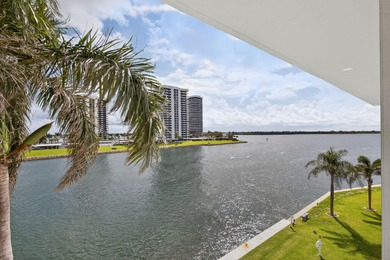 Beach Condo For Sale in North Palm Beach, Florida