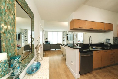 Beach Condo For Sale in Miami, Florida