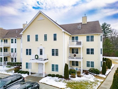 Beach Condo Sale Pending in North Kingstown, Rhode Island