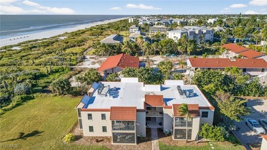 Beach Condo For Sale in Sanibel, Florida