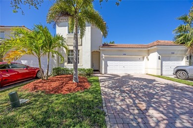 Beach Townhome/Townhouse For Sale in Miramar, Florida