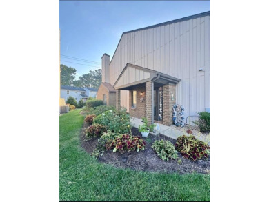 Beach Condo For Sale in Portsmouth, Virginia