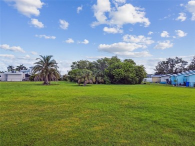 Beach Lot For Sale in Ruskin, Florida