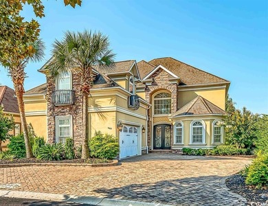 Beach Home For Sale in Myrtle Beach, South Carolina
