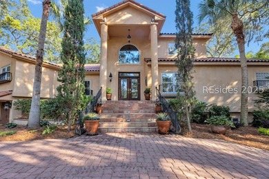 Beach Home For Sale in Hilton Head Island, South Carolina