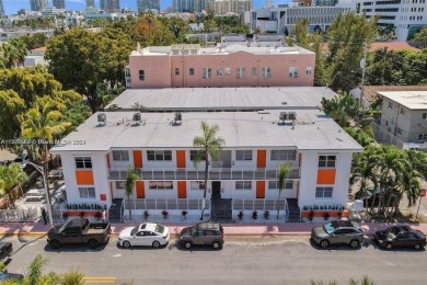 Beach Townhome/Townhouse For Sale in Miami Beach, Florida