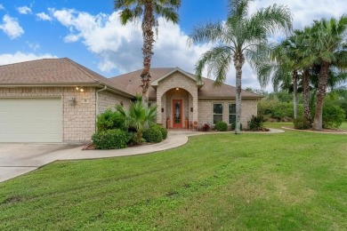 Beach Home For Sale in Laguna Vista, Texas