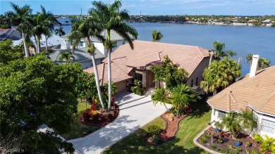 Beach Home For Sale in Fort Myers, Florida