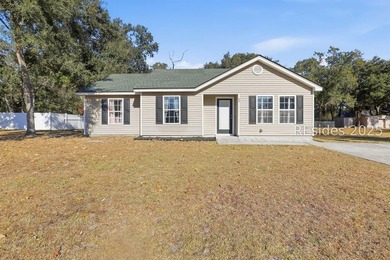 Beach Home For Sale in Beaufort, South Carolina