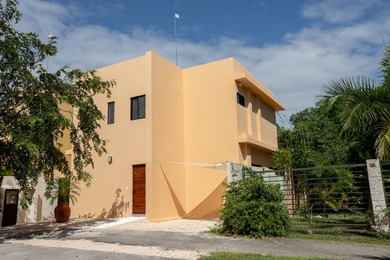 Home For Sale in Playa Del Carmen image photo picture