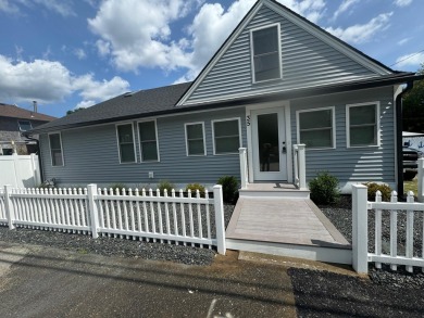 Beach Home For Sale in Onset, Massachusetts