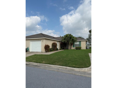 Beach Townhome/Townhouse For Sale in Laguna Vista, Texas