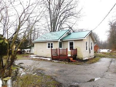 Beach Home Sale Pending in Geneva, Ohio