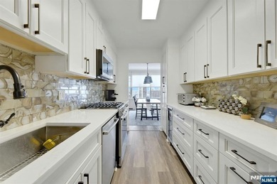 Beach Other For Sale in Fort Lee, New Jersey