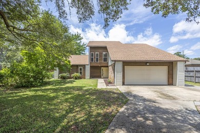 Beach Home For Sale in Fort Walton Beach, Florida
