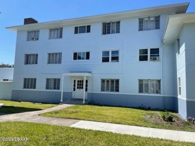 Beach Condo For Sale in Daytona Beach, Florida