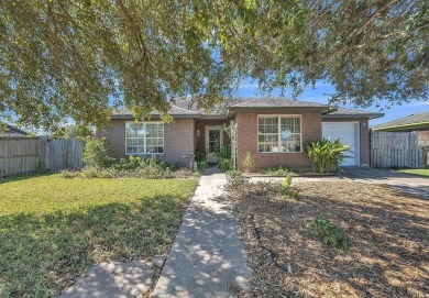 Beach Home For Sale in Laguna Vista, Texas