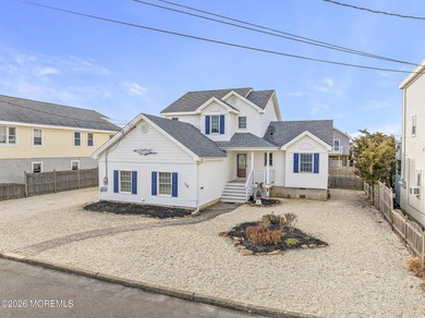 Beach Home For Sale in Ship Bottom, New Jersey