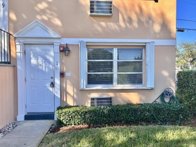 Beach Condo For Sale in Lake Worth Beach, Florida