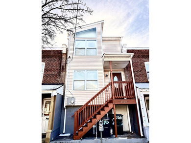 Beach Townhome/Townhouse For Sale in Atlantic City, New Jersey