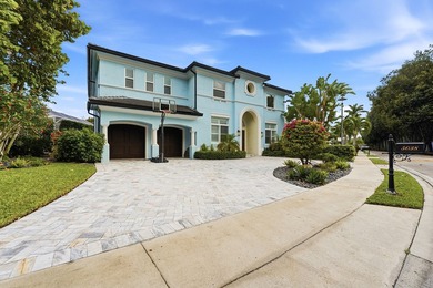 Beach Home For Sale in Boca Raton, Florida