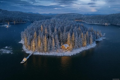 Beach Home For Sale in Cortes Island, 