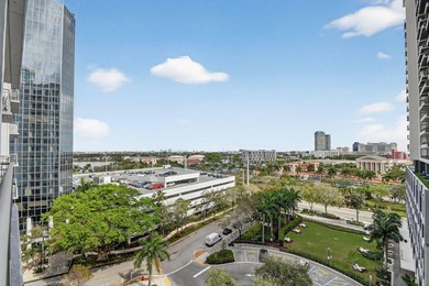 Beach Condo For Sale in West Palm Beach, Florida