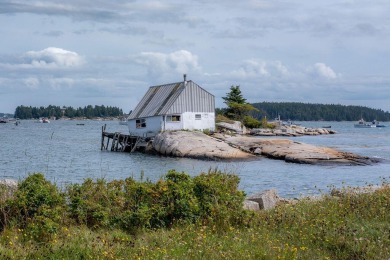 Beach Lot For Sale in Stonington, Maine