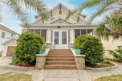 Beach Townhome/Townhouse Sale Pending in Daytona Beach, Florida