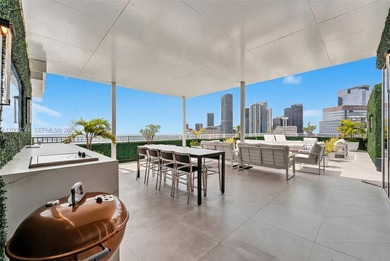Beach Condo For Sale in Miami, Florida