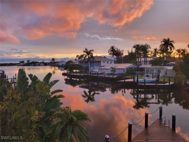 Beach Home For Sale in Matlacha, Florida