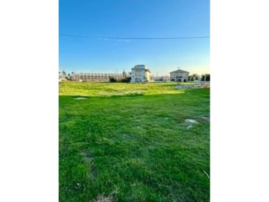 Beach Lot For Sale in Port Isabel, Texas