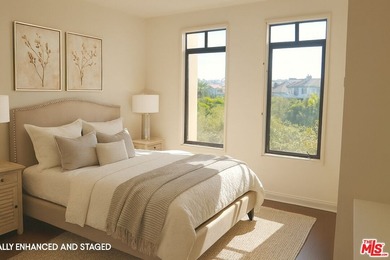 Beach Condo For Sale in Playa Vista, California