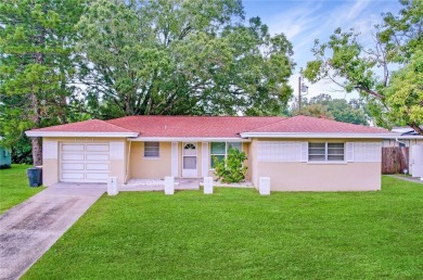 Beach Home Sale Pending in Clearwater, Florida