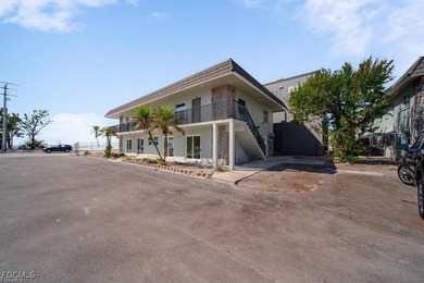 Beach Condo For Sale in Fort Myers Beach, Florida