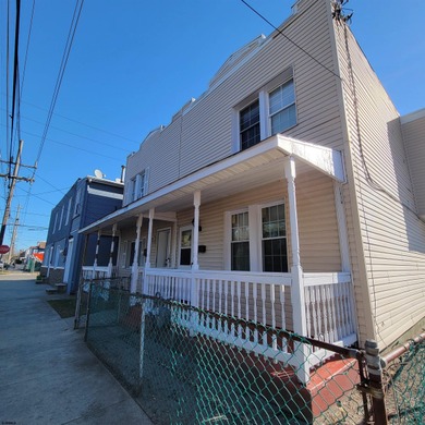 Beach Townhome/Townhouse For Sale in Atlantic City, New Jersey