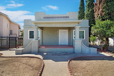 Beach Townhome/Townhouse For Sale in Long Beach, California